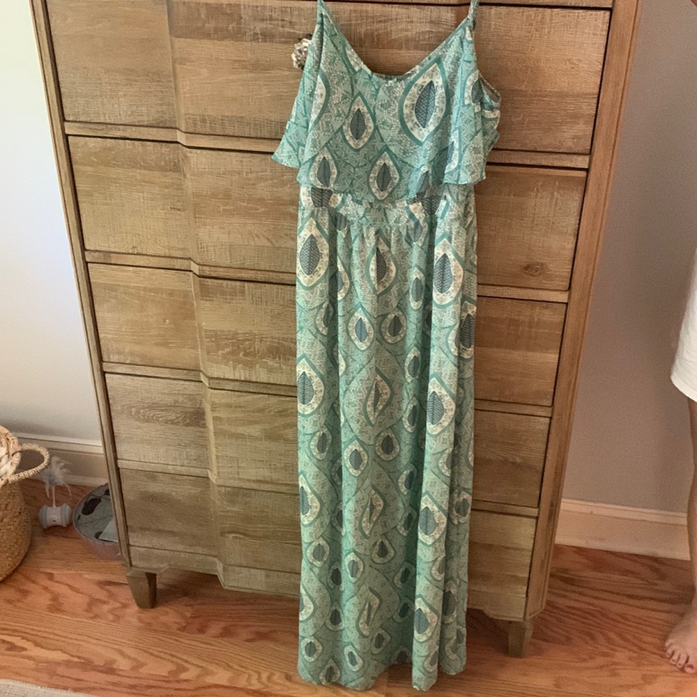 Forever 21 Paisley Maxi Dress